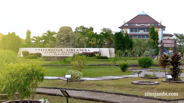 Universitas Negeri di Surabaya Beserta Jurusannya!